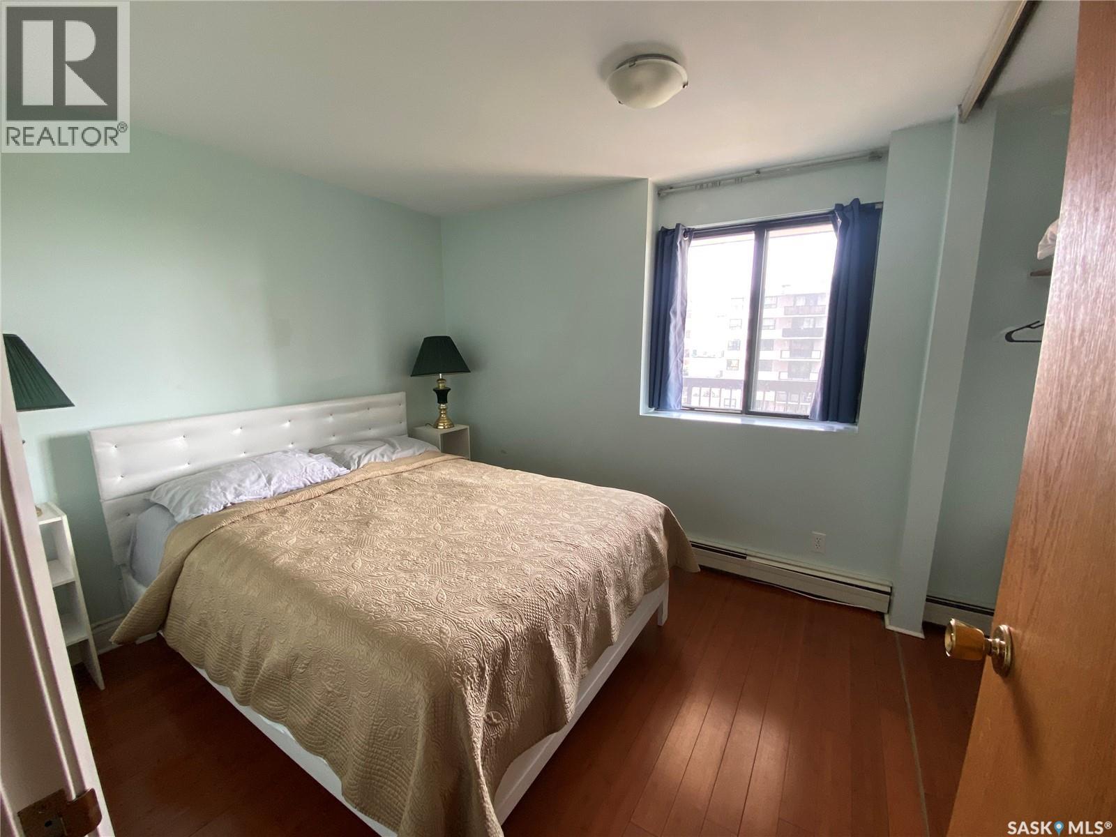 #703 311 6th AVENUE N - 12
