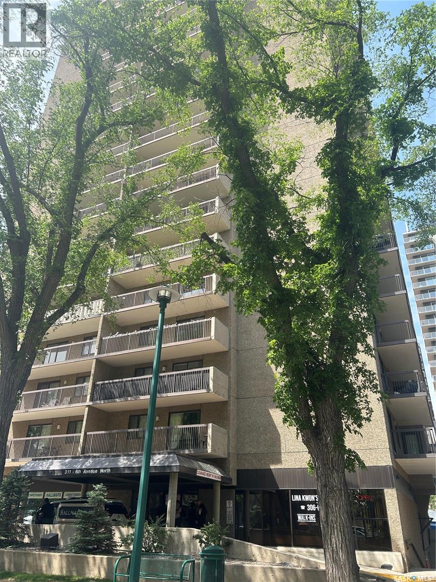 #703 311 6th AVENUE N - 45
