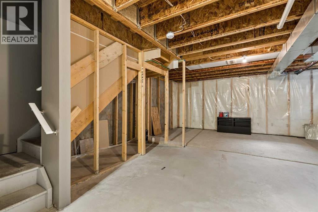 218 Kingsbridge Road SE — photo 27