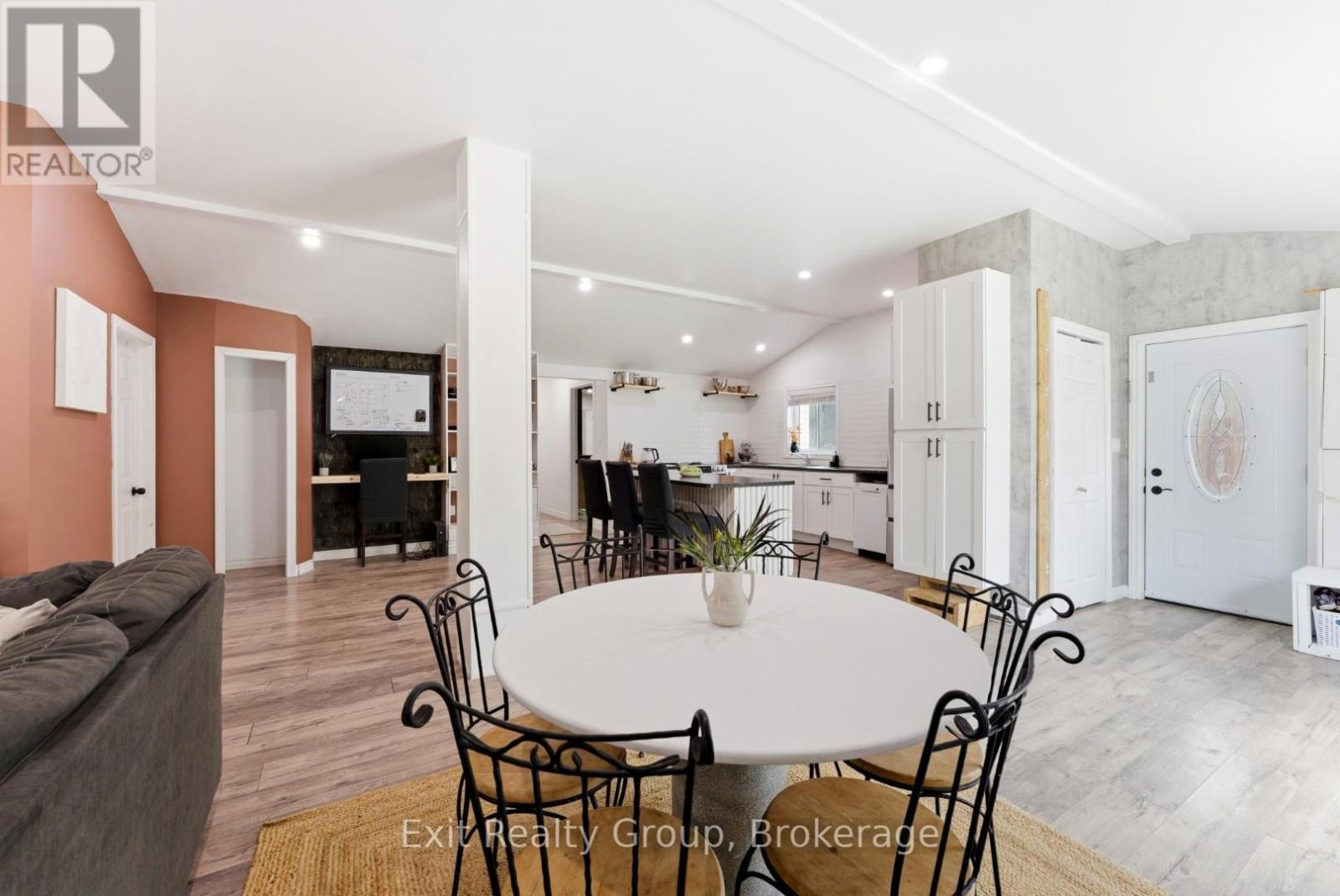 54 PARADISE ROAD - 14