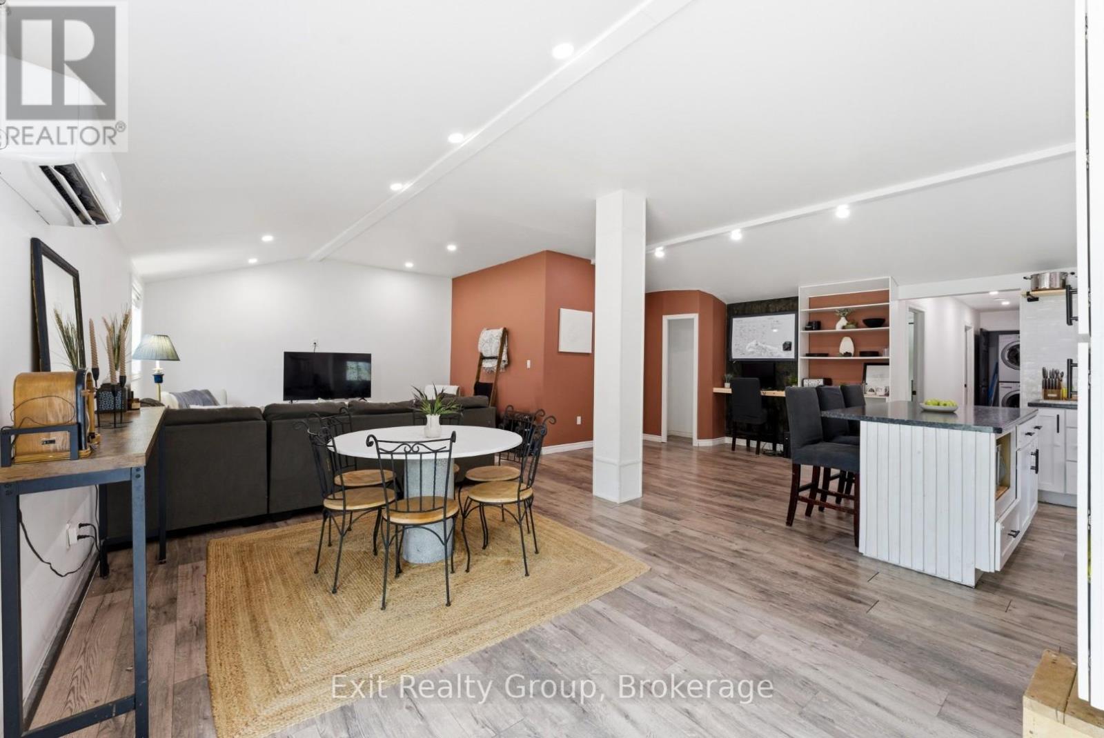 54 PARADISE ROAD - 15