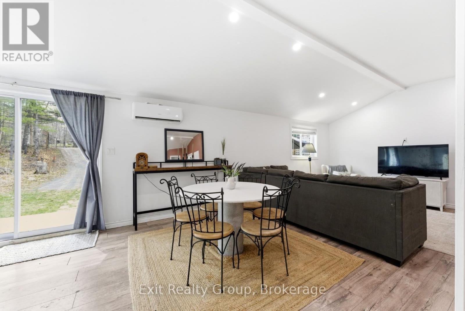 54 PARADISE ROAD - 8