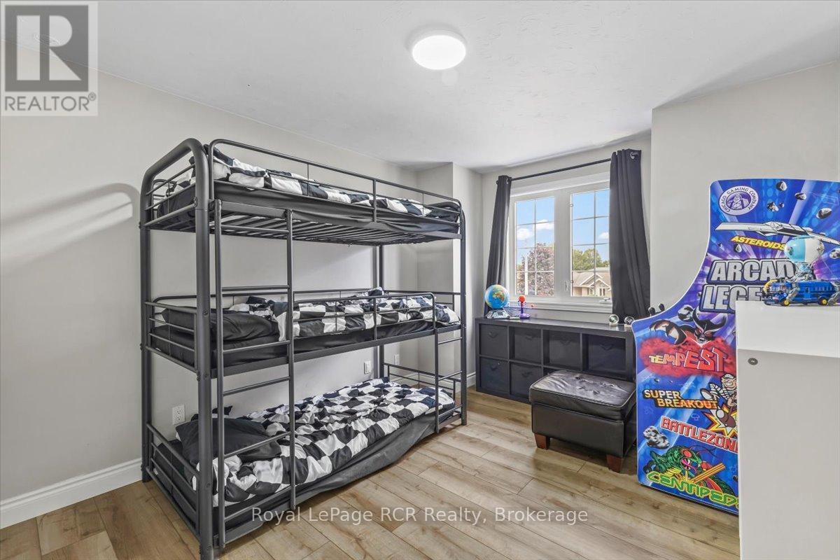 235 4TH STREET CRESCENT - Image 16