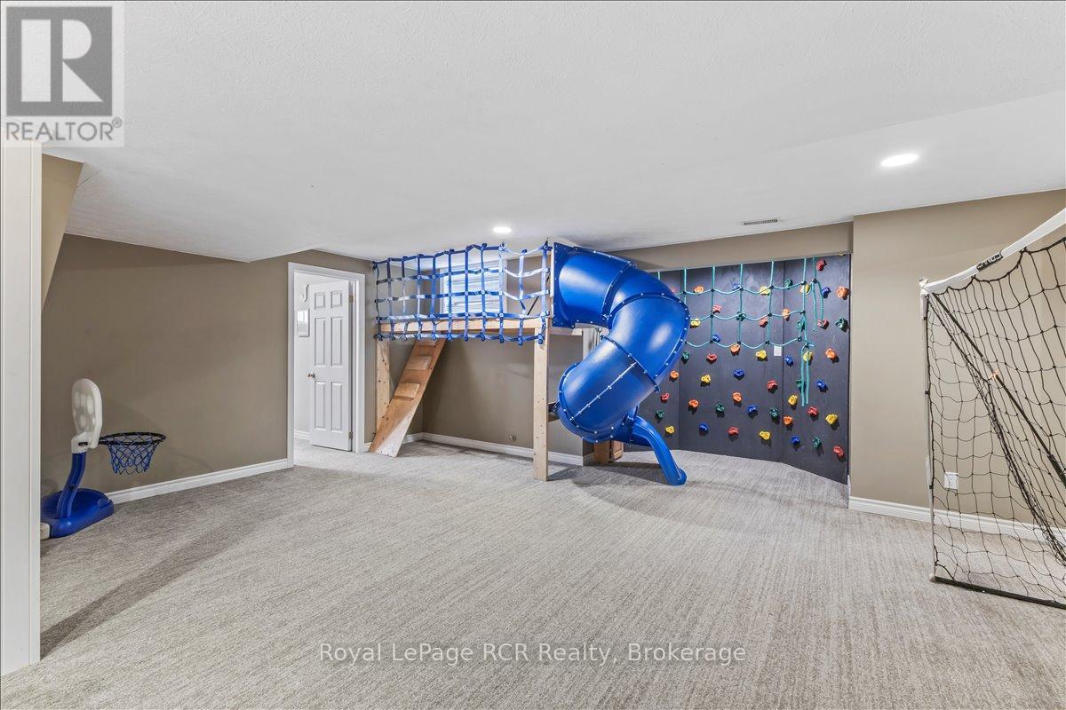 235 4TH STREET CRESCENT - Image 26