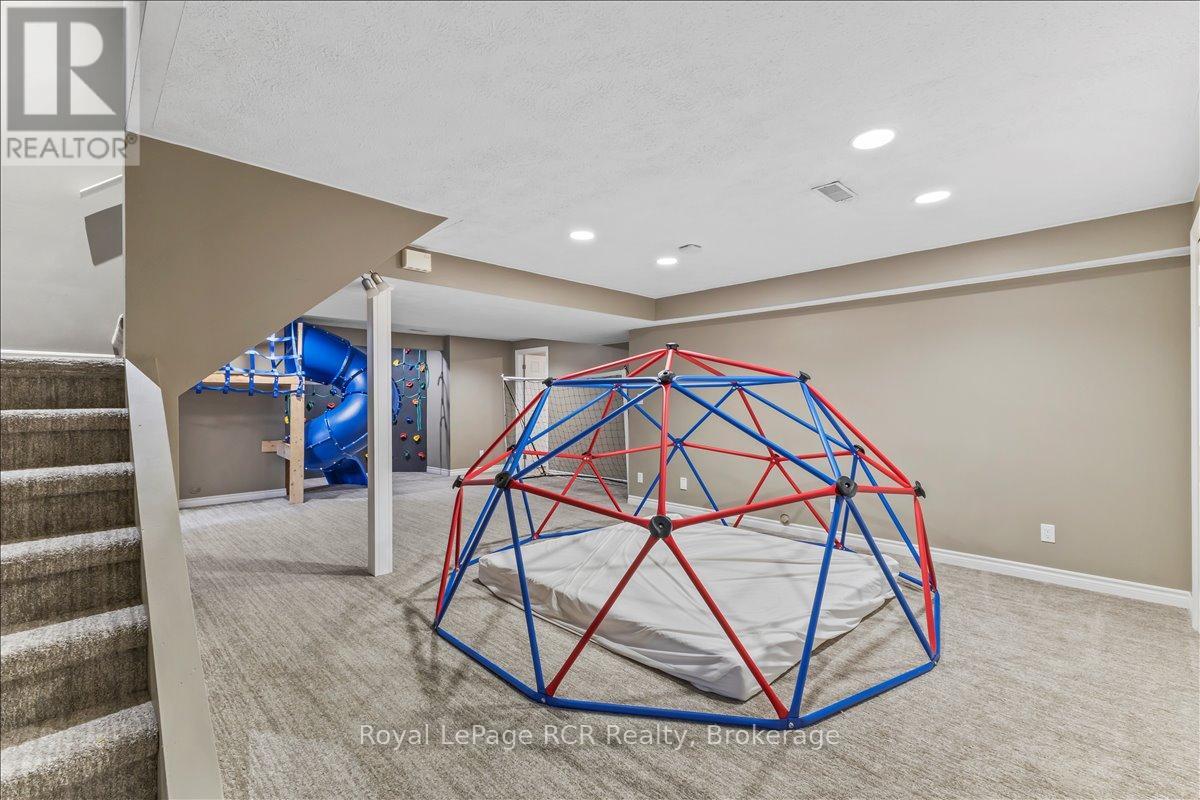 235 4TH STREET CRESCENT - Image 27