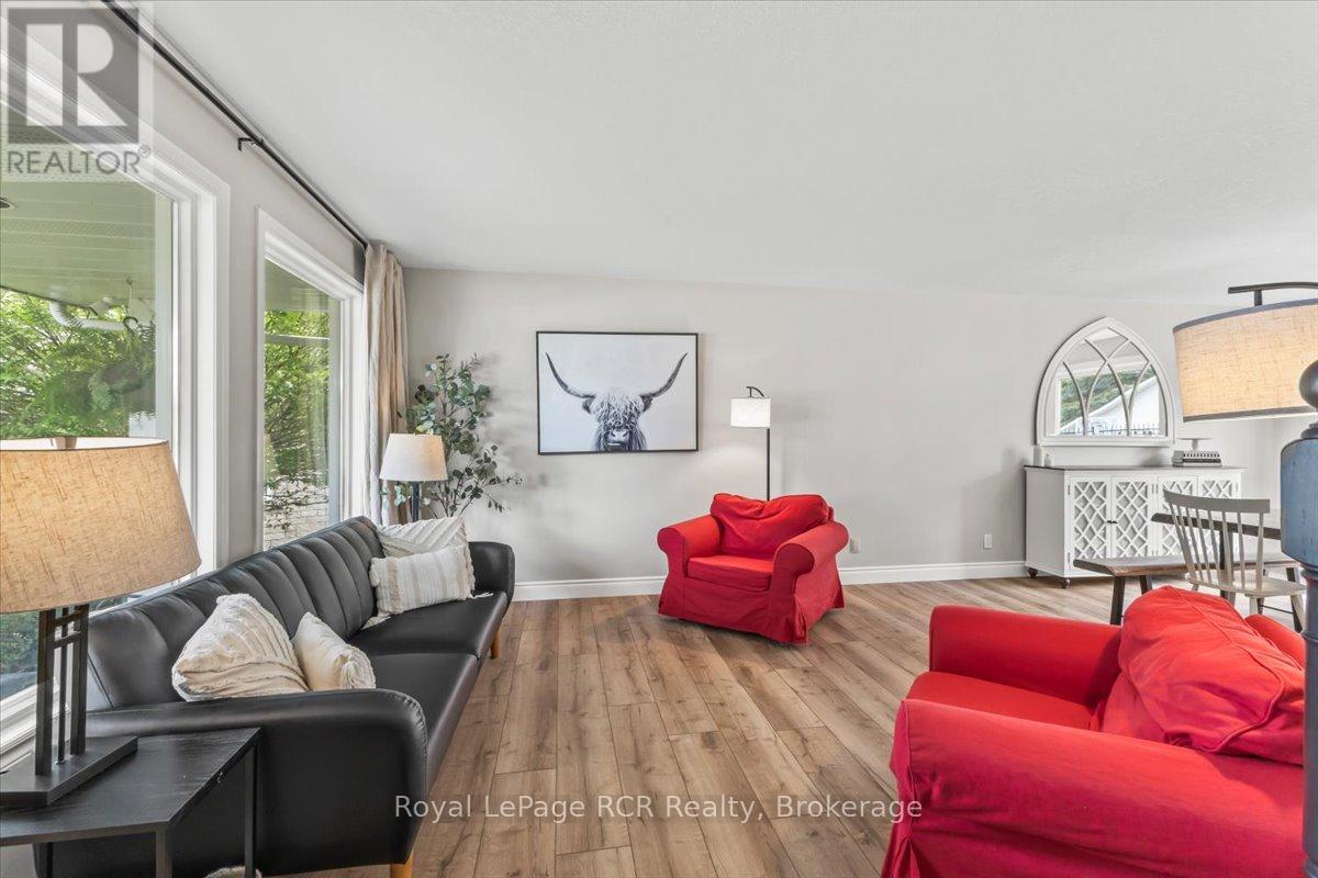 235 4TH STREET CRESCENT - Image 4