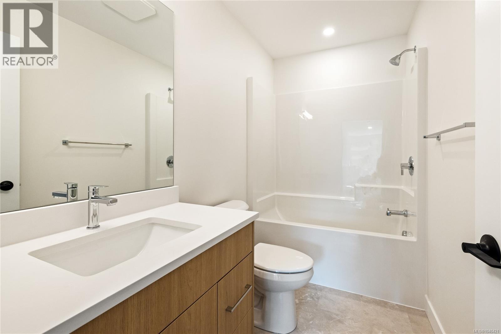 112 Elk Rd - 28