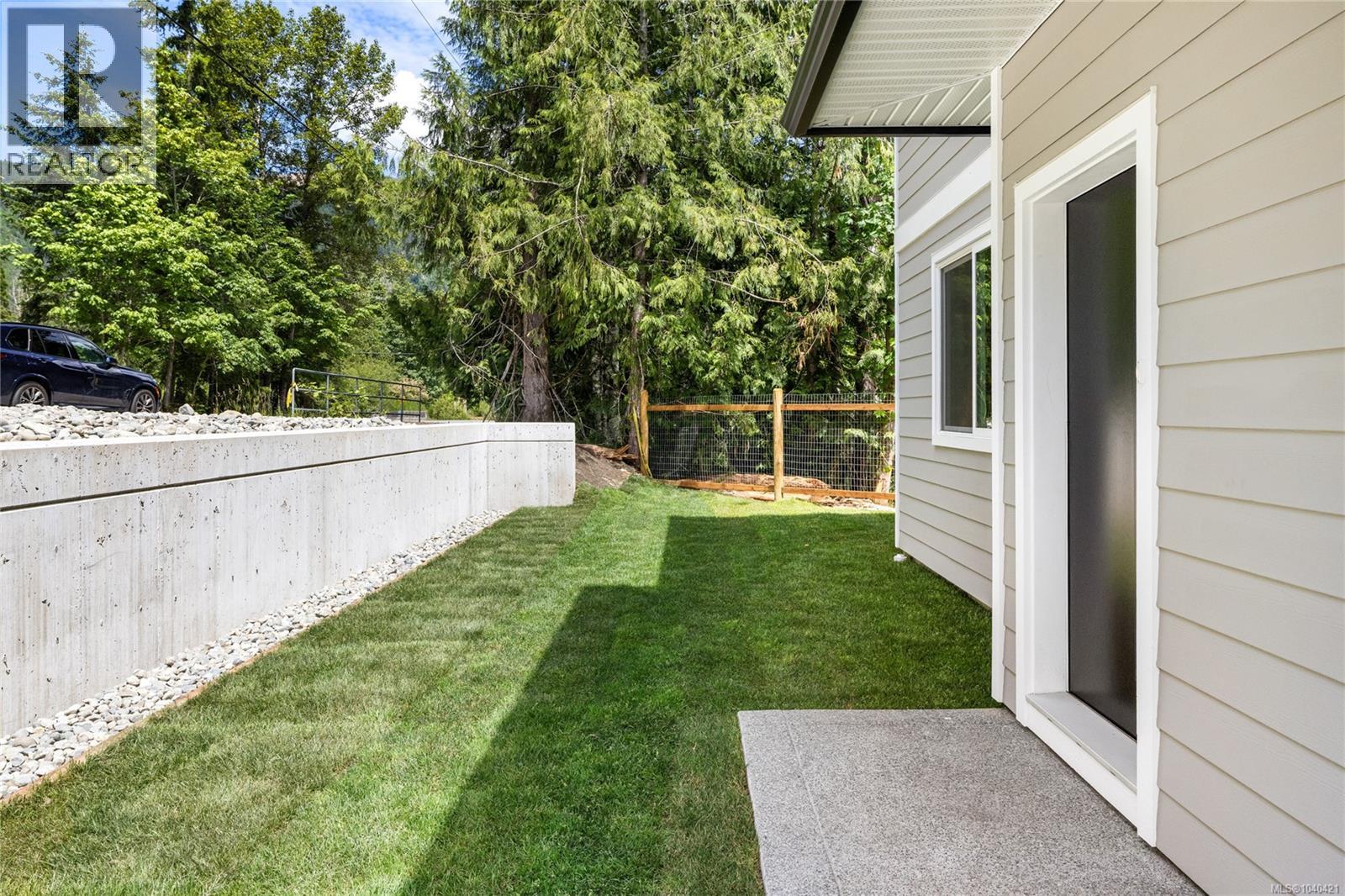 112 Elk Rd - 32