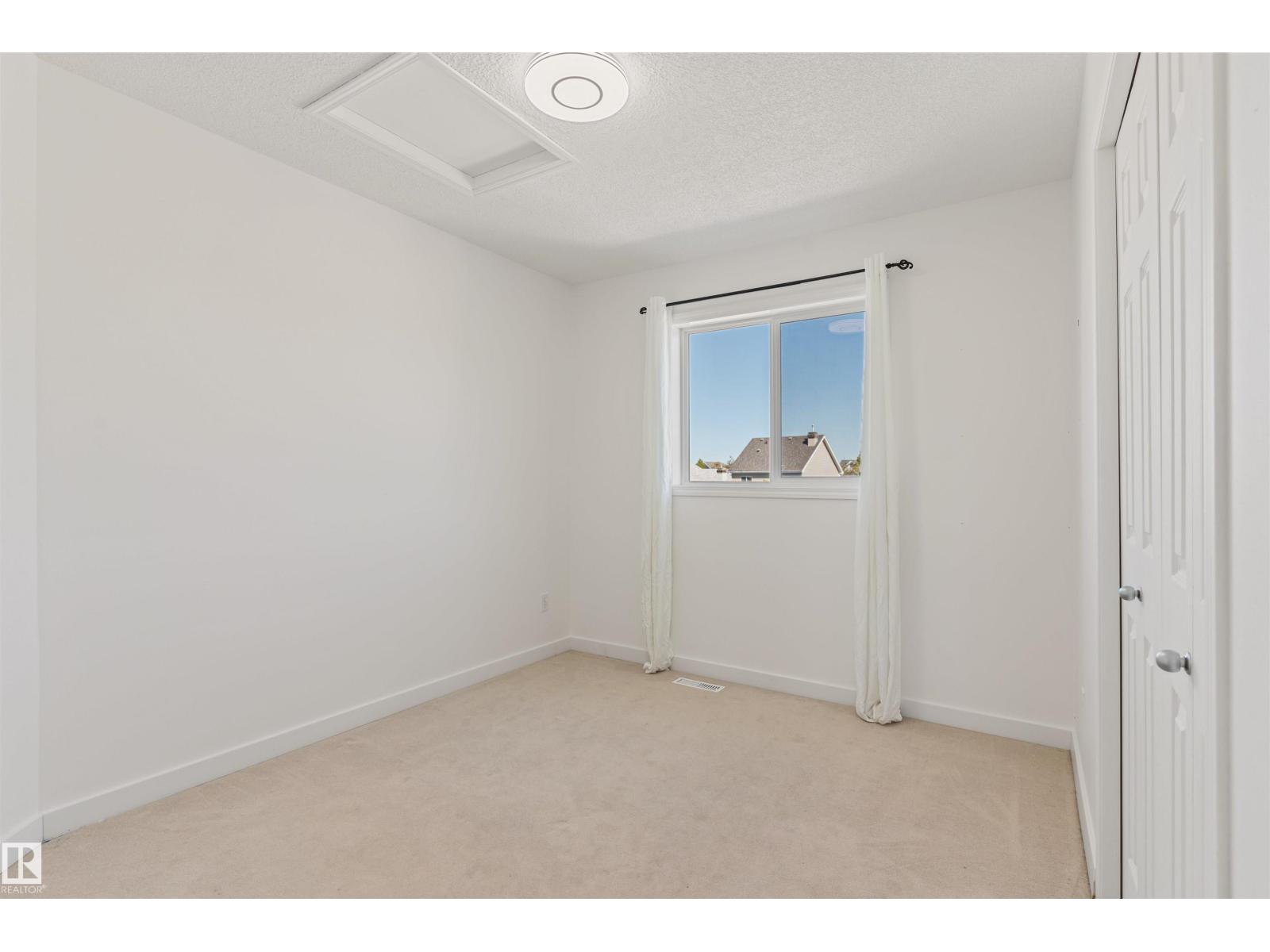 7824 14 AV SW - 27