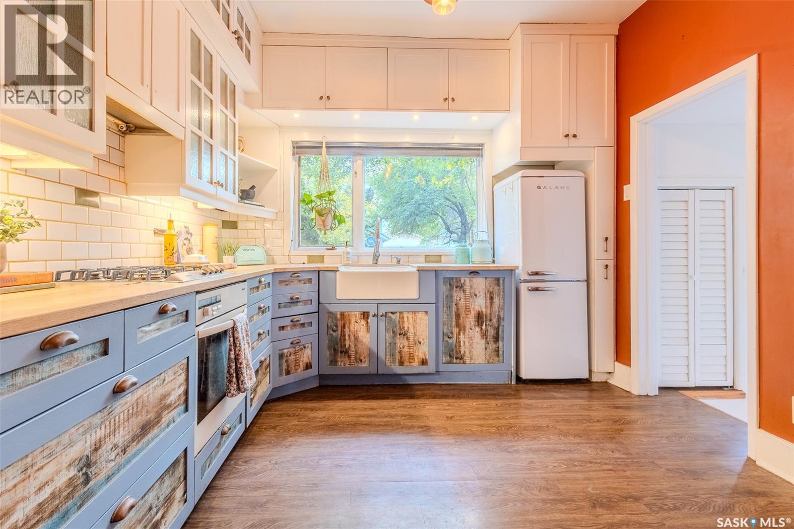 710 University DRIVE — photo 12