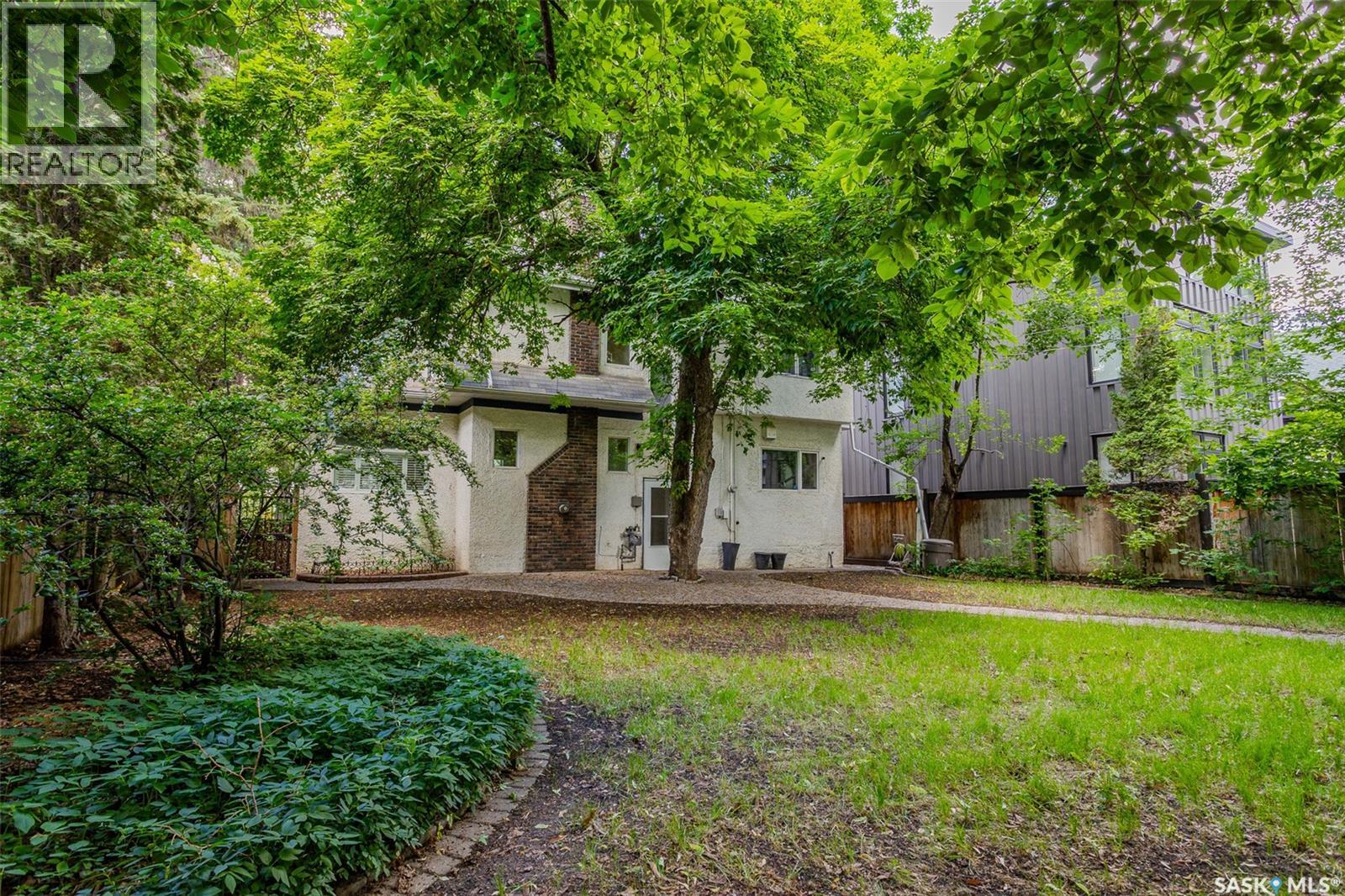 710 University DRIVE — photo 34