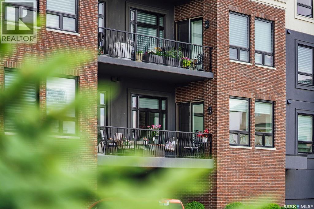 107 404 Cartwright STREET — photo 39