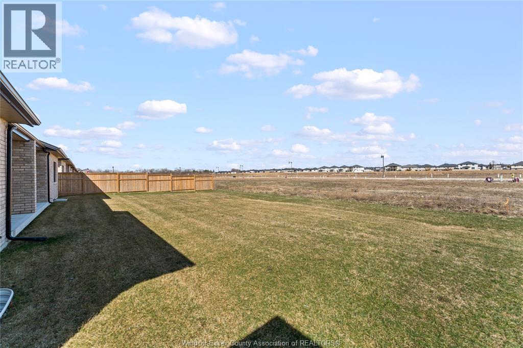 220 MCLELLAN AVENUE - 20