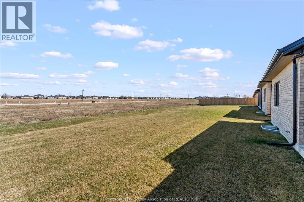 220 MCLELLAN AVENUE - 23