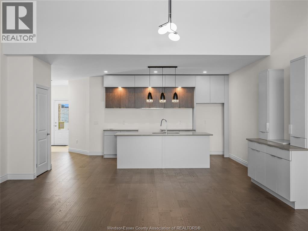 220 MCLELLAN AVENUE - 8