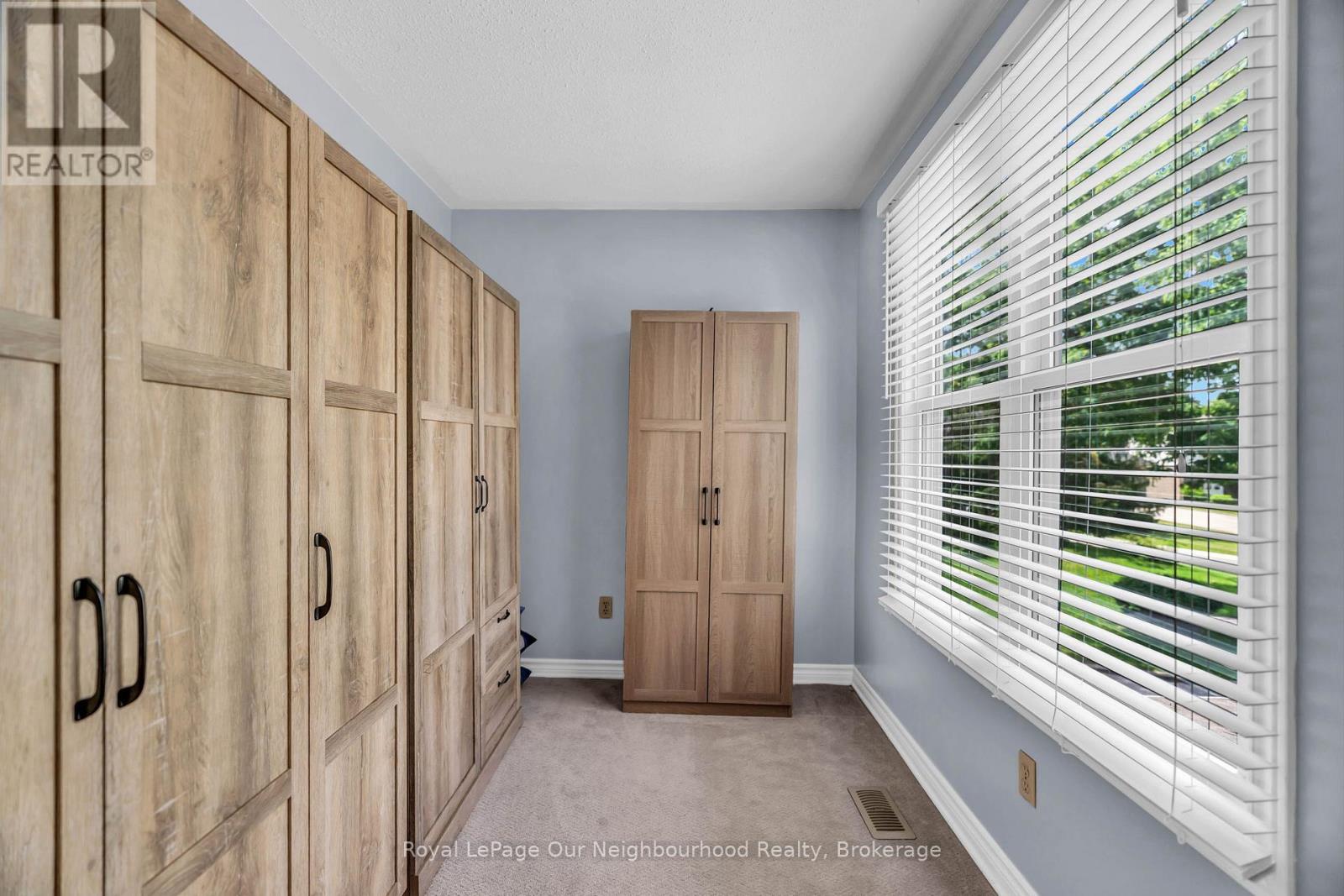 67 BARTLETT CRESCENT - 29