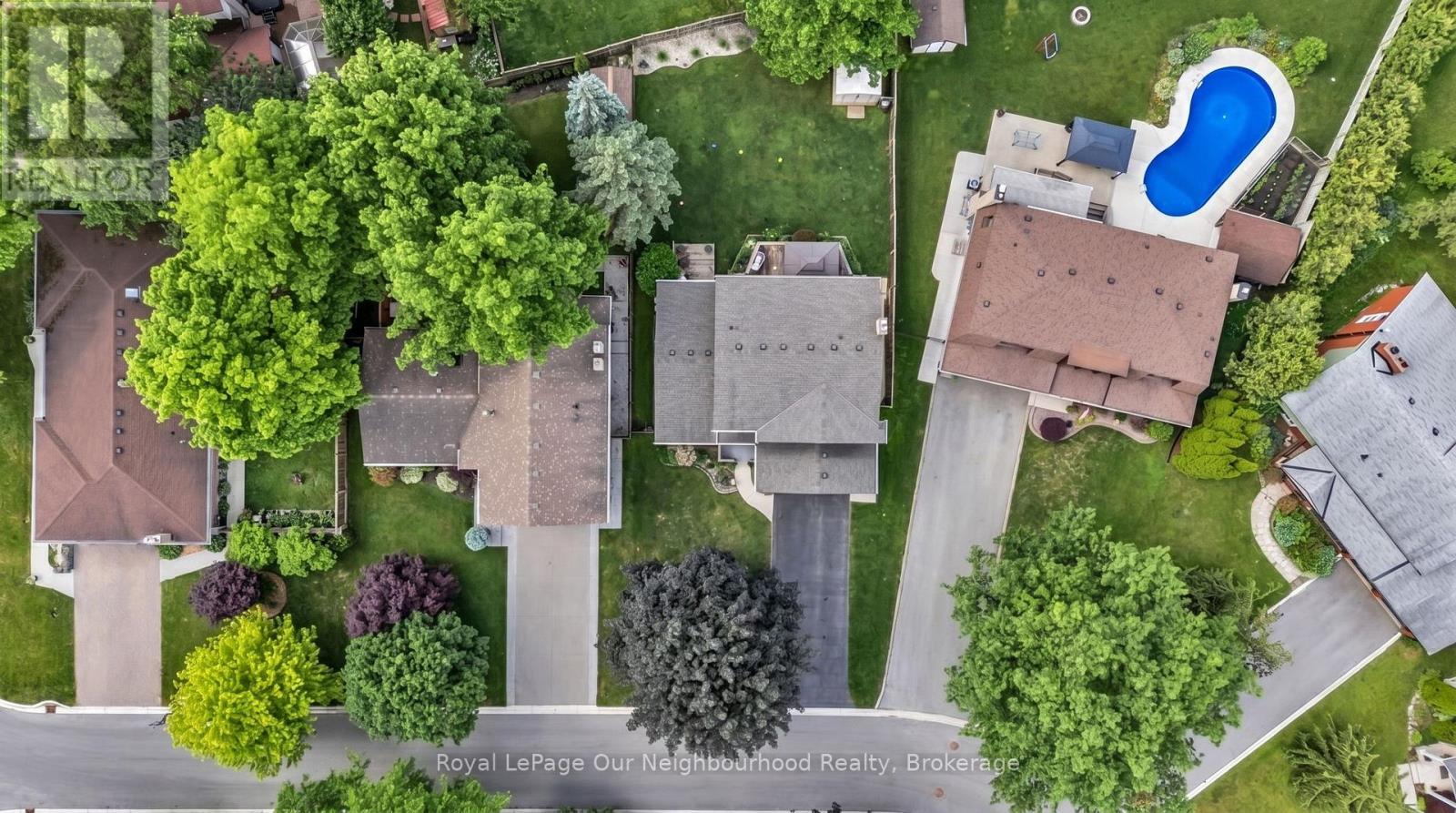 67 BARTLETT CRESCENT - 4