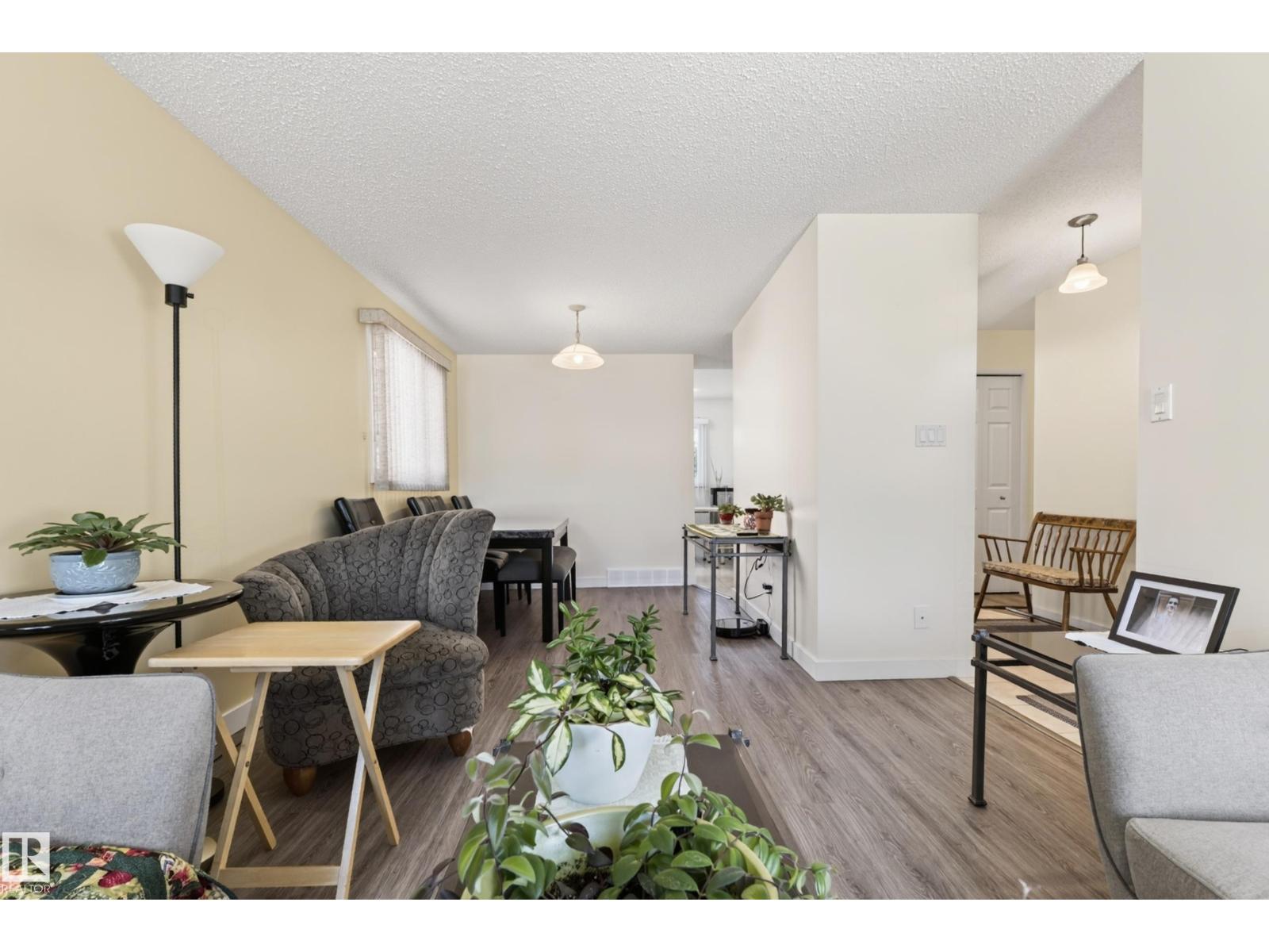 3104 138 AV NW - 24