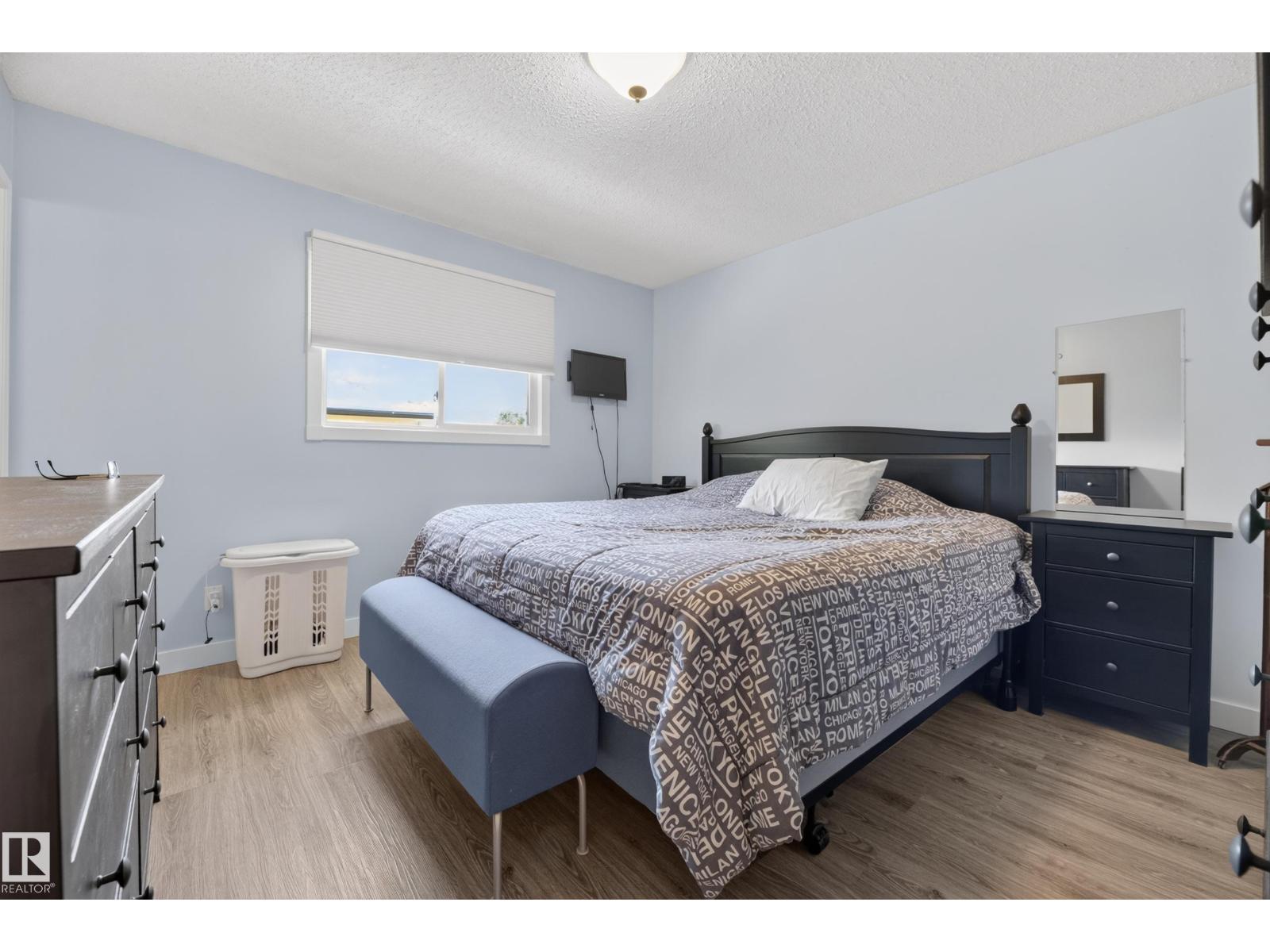 3104 138 AV NW - 31