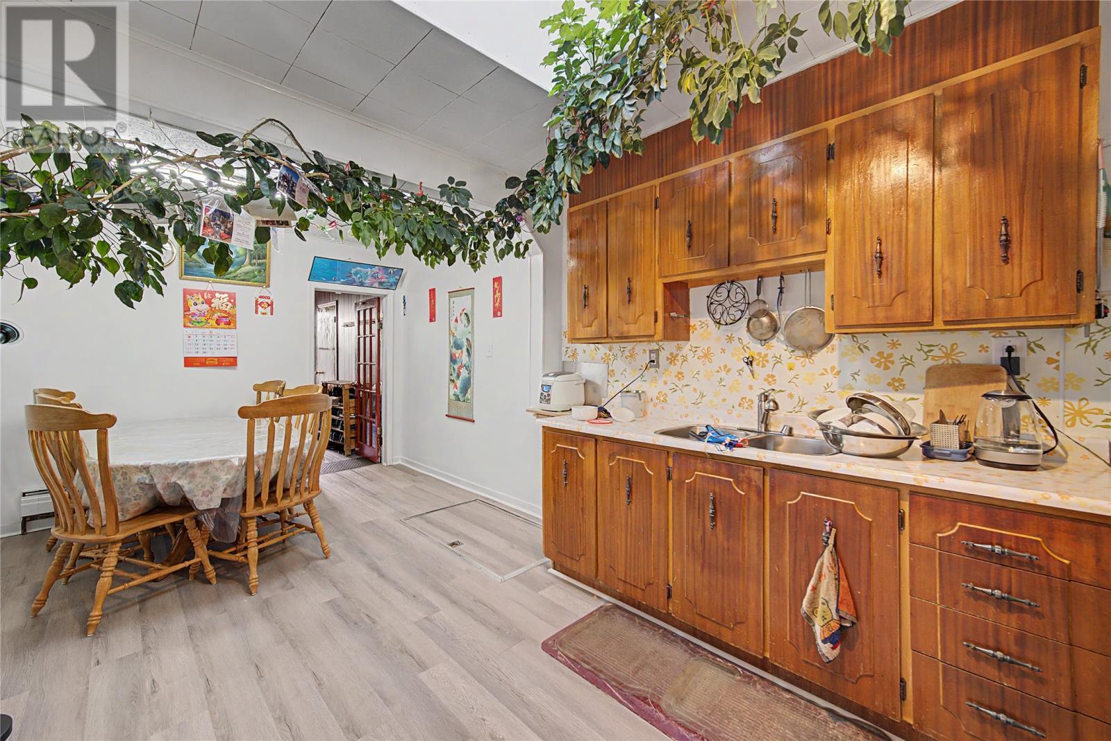 209 Empire Avenue - 12