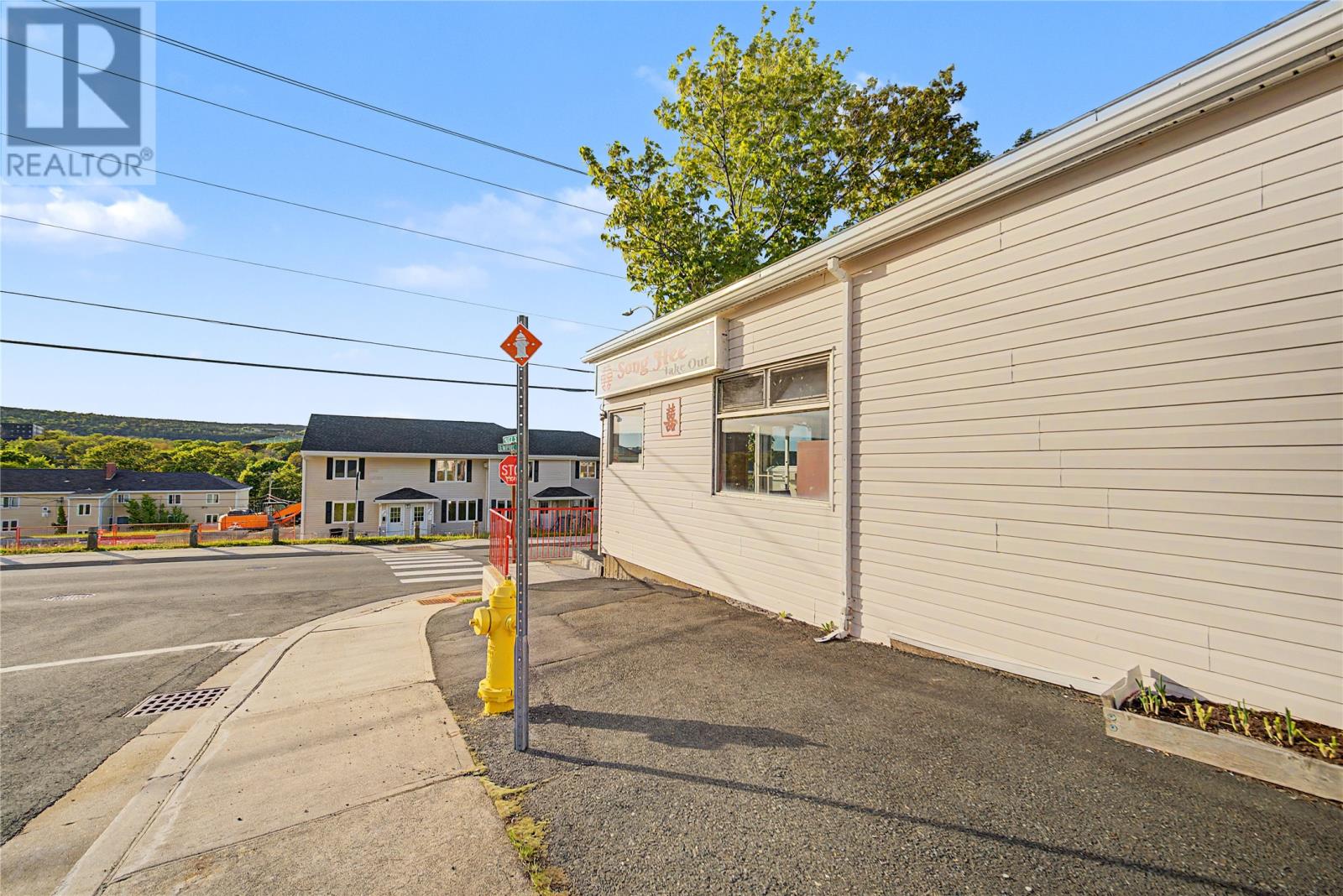 209 Empire Avenue - 6