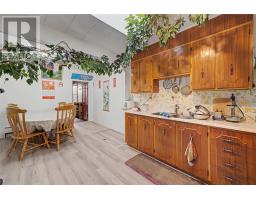209 Empire Avenue thumbnail 12