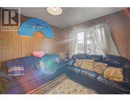 209 Empire Avenue thumbnail 15