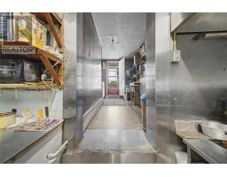 209 Empire Avenue thumbnail 23