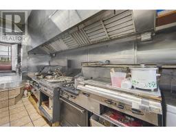 209 Empire Avenue thumbnail 33