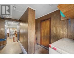 209 Empire Avenue thumbnail 38