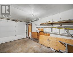209 Empire Avenue thumbnail 41