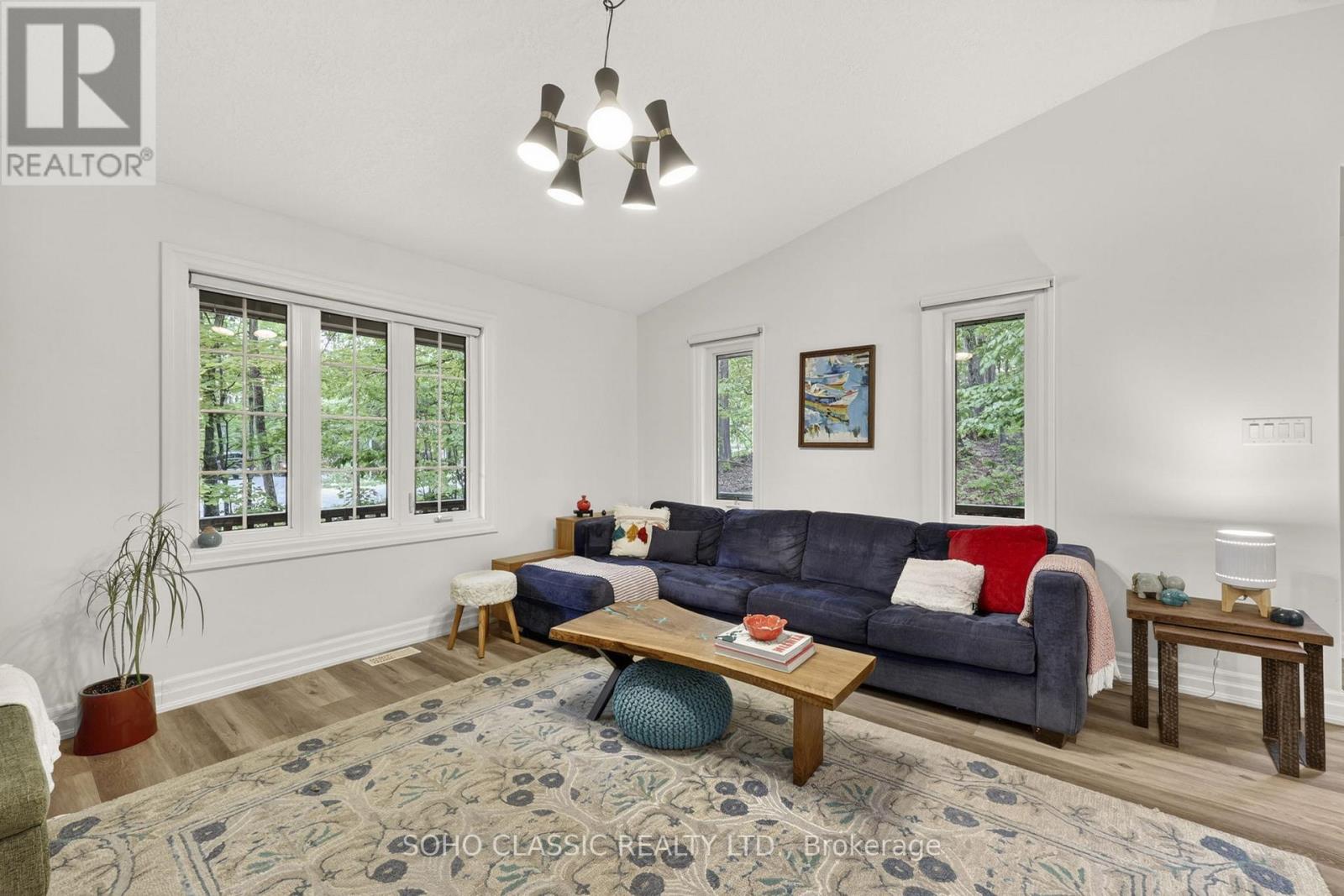 16 ONEIDA AVENUE - 17