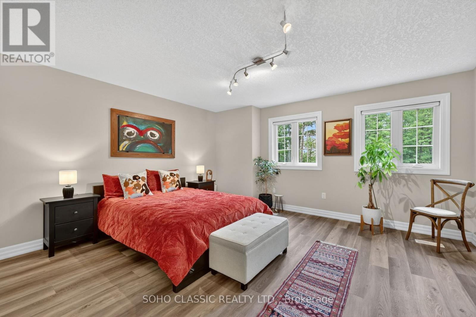 16 ONEIDA AVENUE - 23