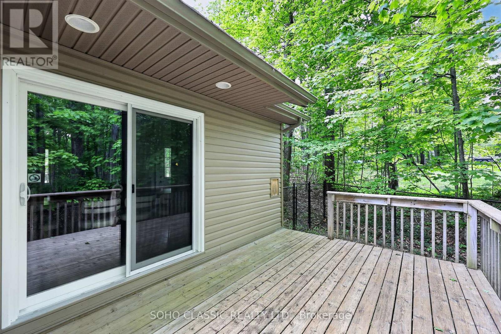 16 ONEIDA AVENUE - 30