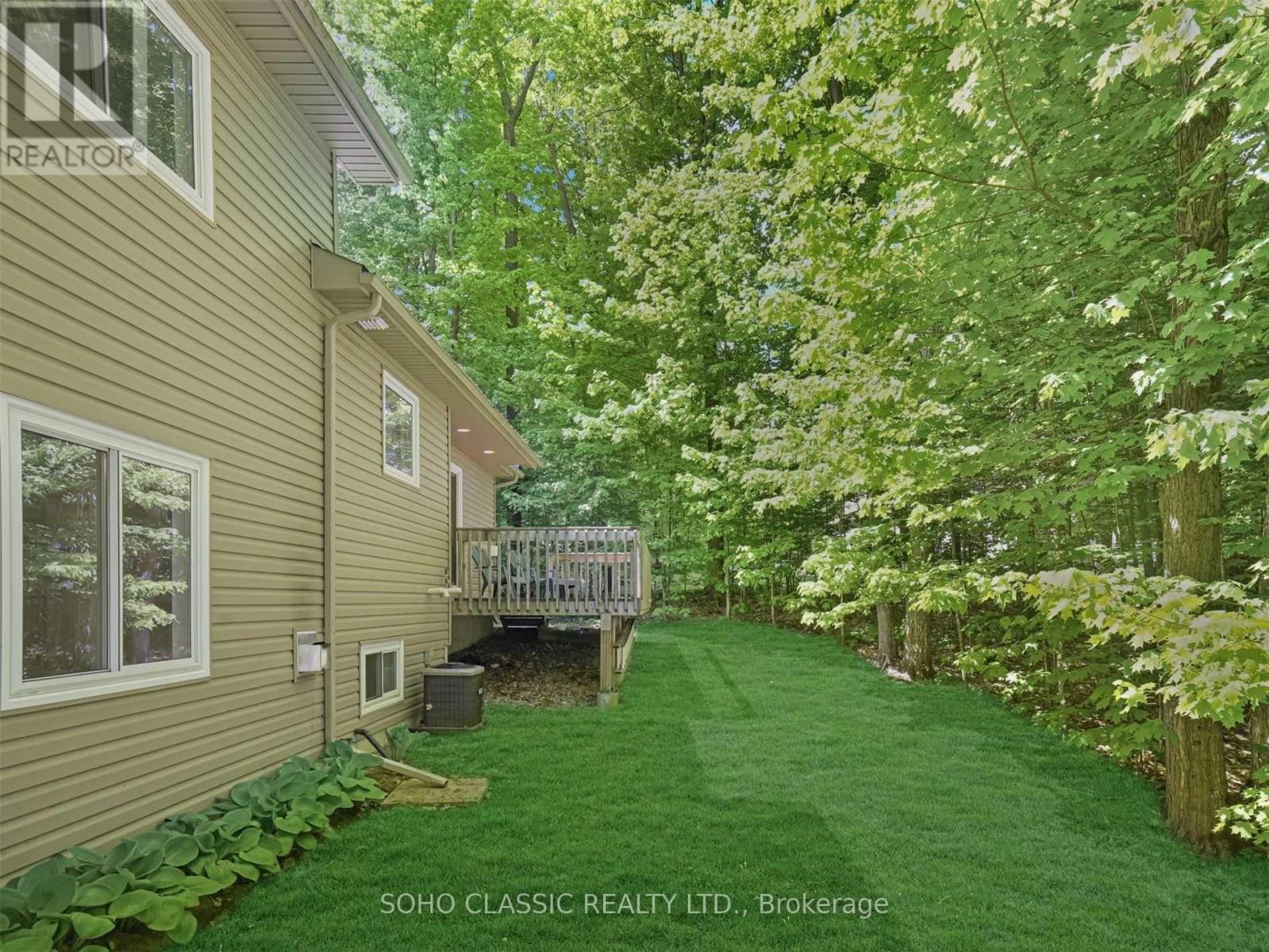16 ONEIDA AVENUE - 32