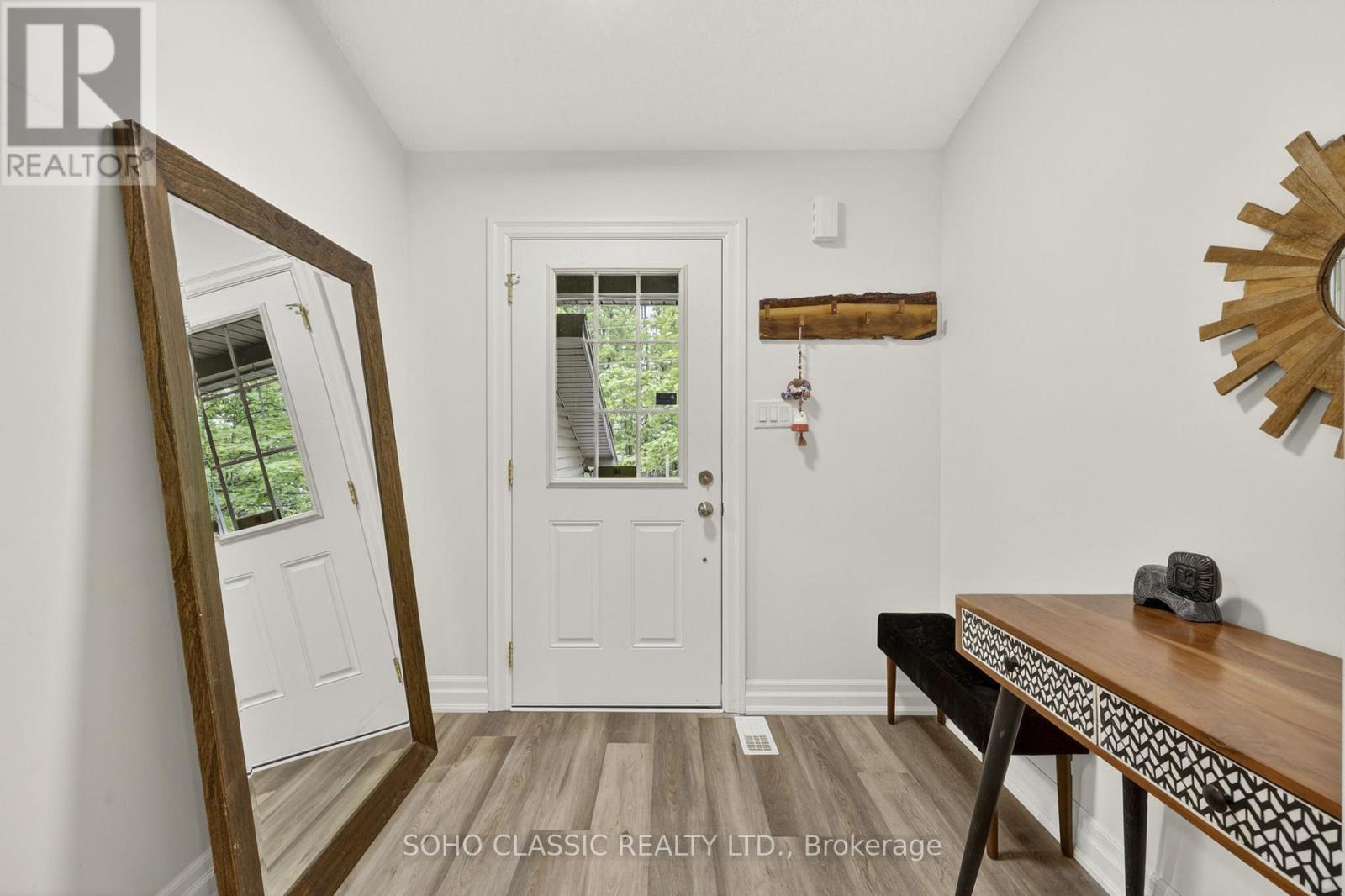 16 ONEIDA AVENUE - 6