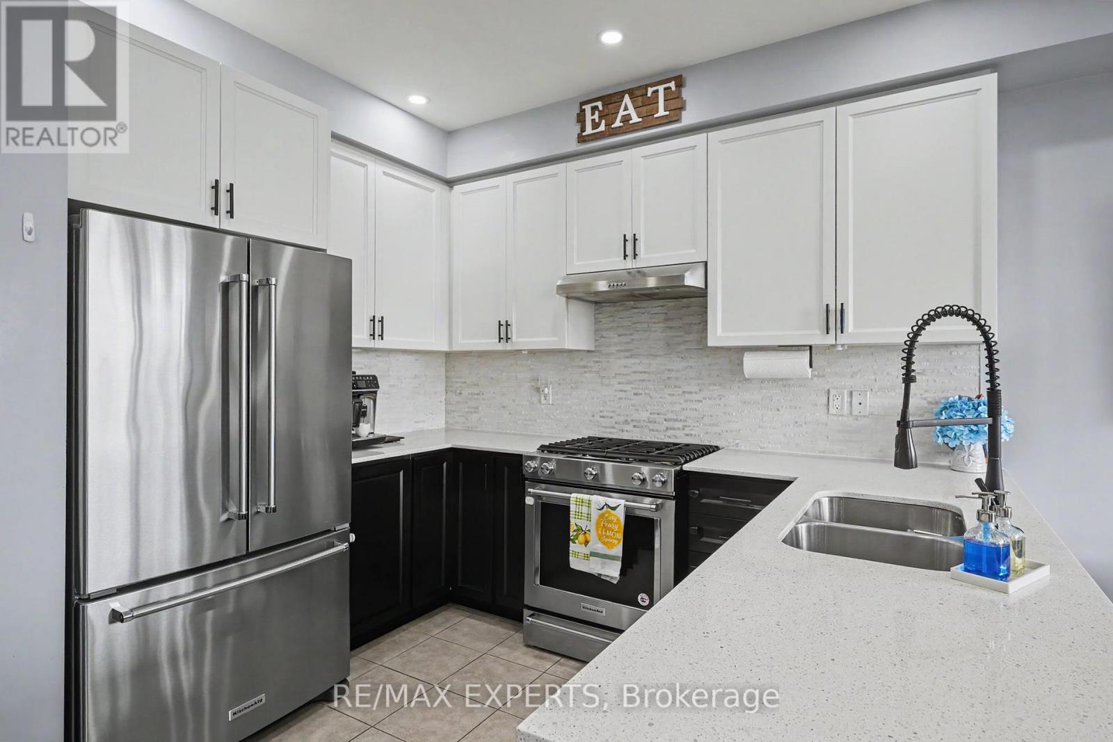 8 MORRA AVENUE - 11