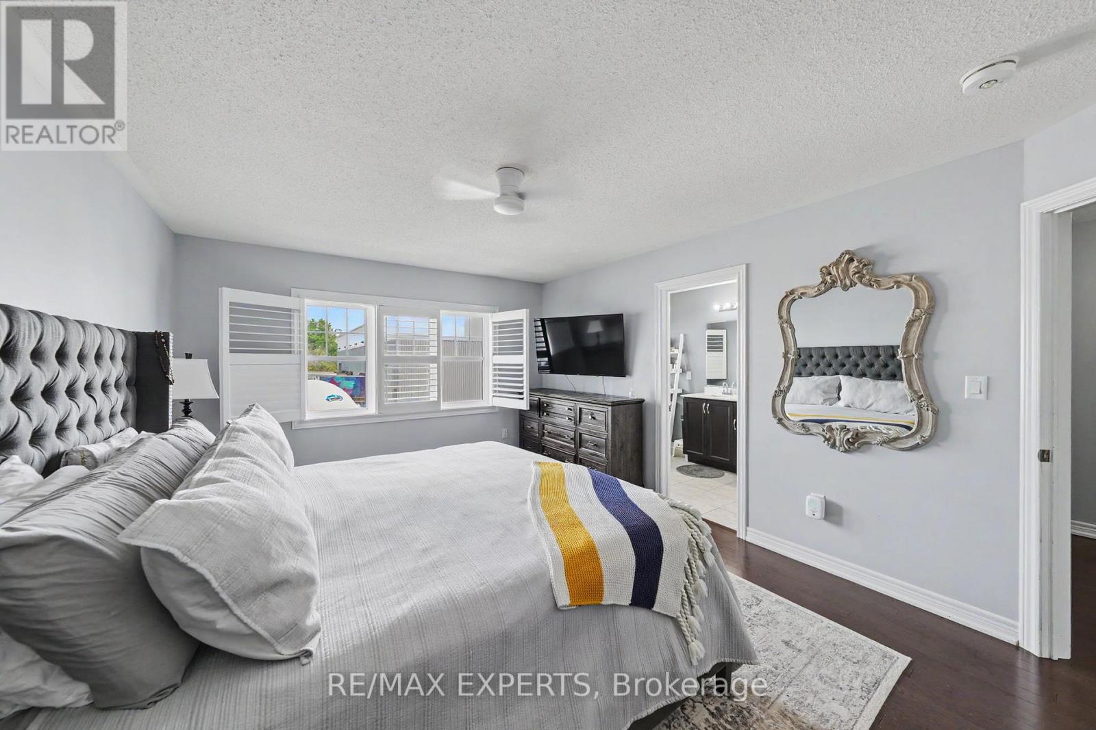 8 MORRA AVENUE - 22