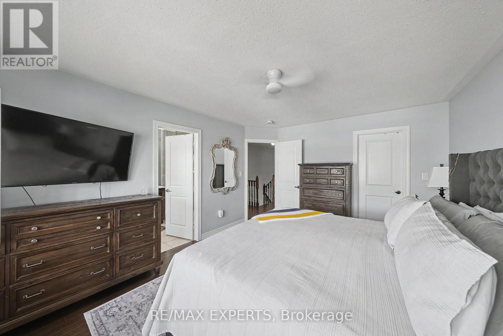 8 MORRA AVENUE - 24