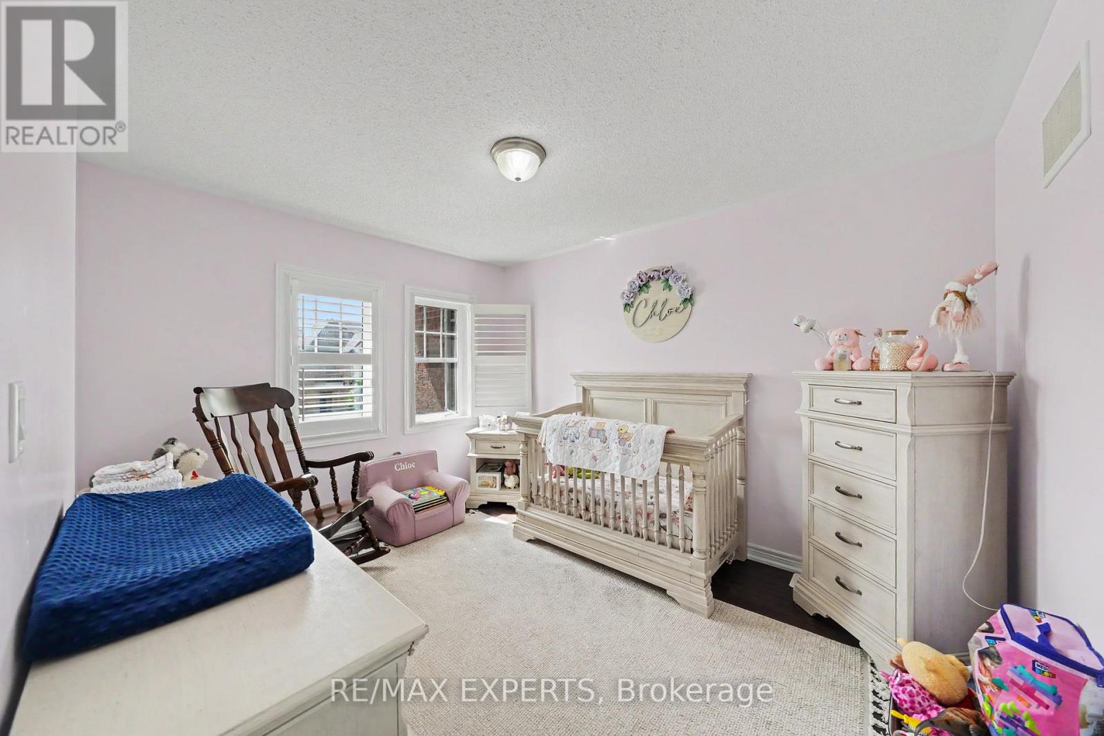 8 MORRA AVENUE - 32