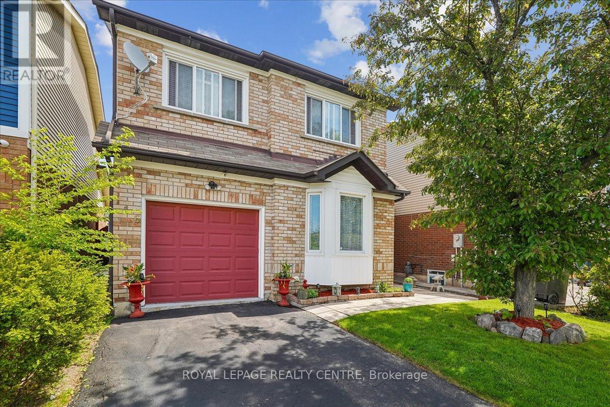 116 CHIPMUNK CRESCENT - 1