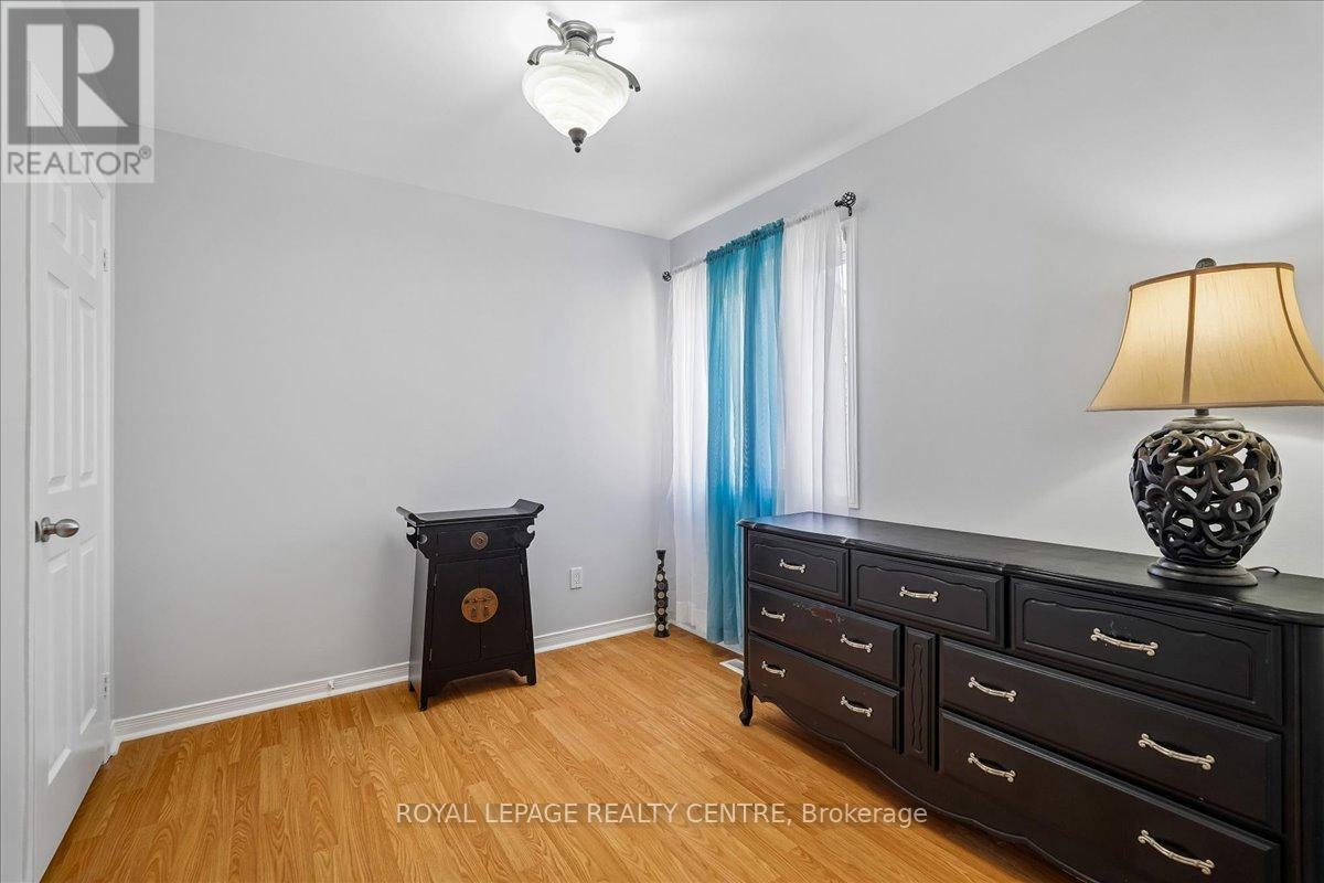 116 CHIPMUNK CRESCENT - 23