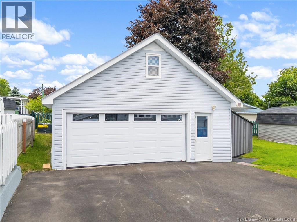 23 Harding Dr - Image 39