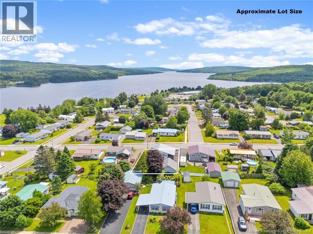 23 Harding Dr - 44