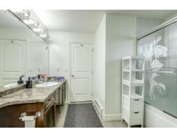 14793 67a Avenue, Surrey, BC V3S4P9 Photo 12