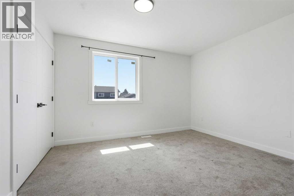 58 Taraglen Road NE - 15