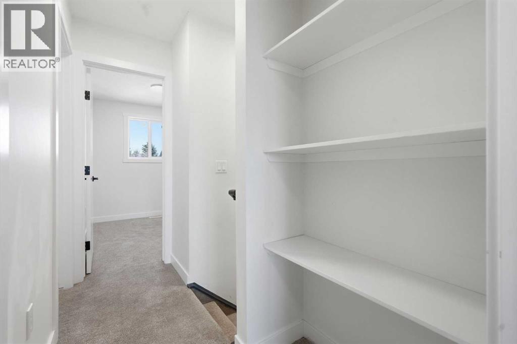 58 Taraglen Road NE - 24