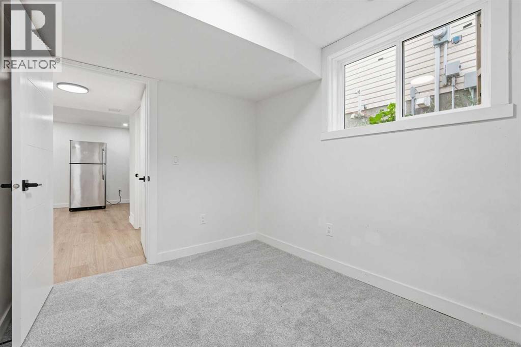 58 Taraglen Road NE - 31