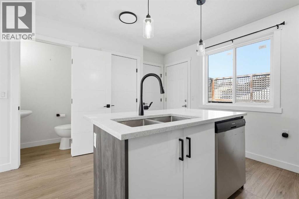 58 Taraglen Road NE - 9