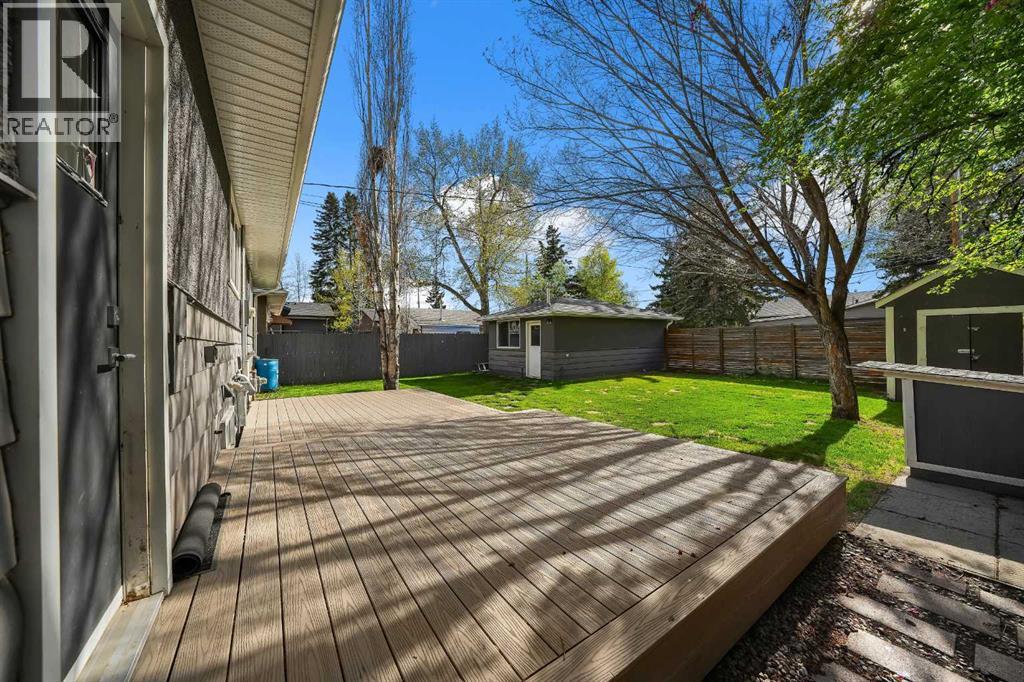 113 Langton Drive SW - 32